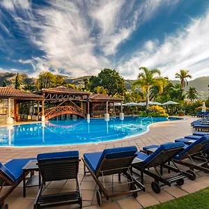 https://quinta-jardins-do-lago.madeira-islandshotels.com